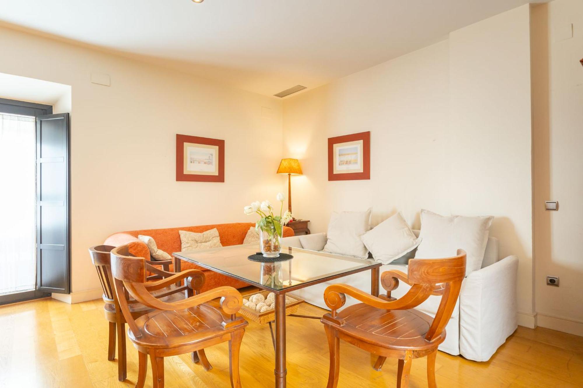 La Maestranza Charming One Or Two Bedrooms Apartments By Ocityzen Sevilla Exterior foto