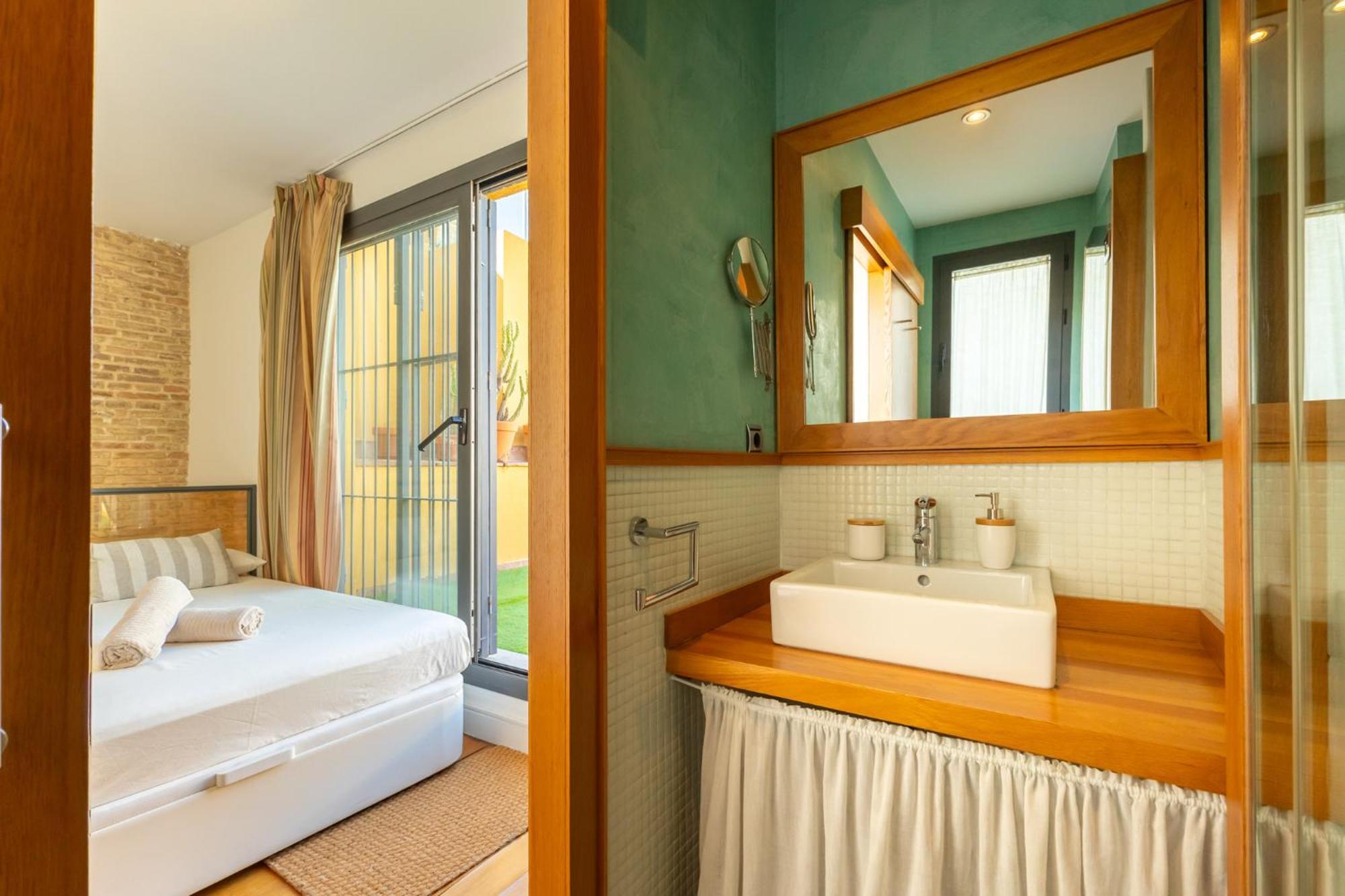 La Maestranza Charming One Or Two Bedrooms Apartments By Ocityzen Sevilla Exterior foto